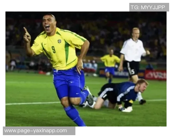 梅西杯青少年锦标赛盛大开幕梅西苏亚雷斯亲临现场助阵巴萨对决河床 梅西杯青少年锦标赛盛大开幕梅西苏亚雷斯亲临现场助阵巴萨对决河床