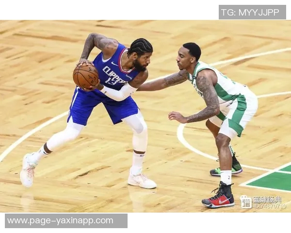 小卡与乔治本赛季全面数据对比小卡各项指标领先且出场次数更多